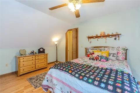 Bedroom - 46 S Eagle Nest Dr, Lincoln, RI 02865 photo 3 of 11