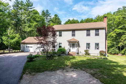 790 Kings Factory Rd, Charlestown, RI 02813