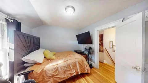 Bedroom - 21 Avenue B, Woonsocket, RI 02895 photo 3 of 5