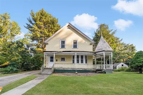 239 East Ave, Burrillville, RI 02830