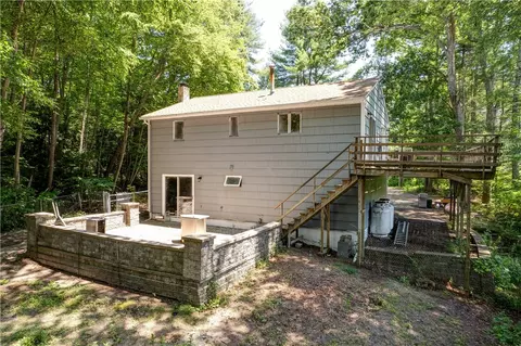 201 Indian Trl, Glocester, RI 02814 photo 5