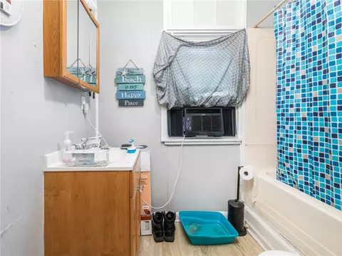 Bath - 37 Paradis Ave, Woonsocket, RI 02895 photo 2 of 2