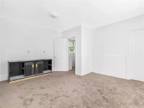 Bedroom - 37 Paradis Ave, Woonsocket, RI 02895 photo 1 of 8