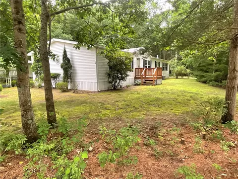 18 Giovanni Rose Ct, Coventry, RI 02816