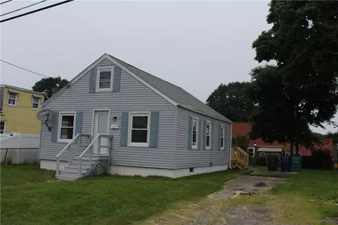 166 Tennyson Rd, Warwick, RI 02888