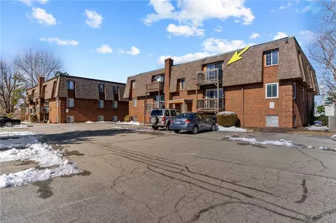 10 Josephine St #311, North Providence, RI 02904