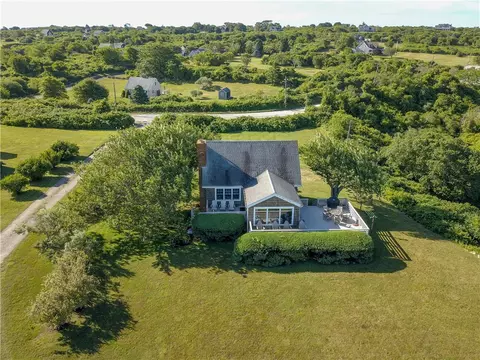 416 Payne Rd, Block Island, RI 02807