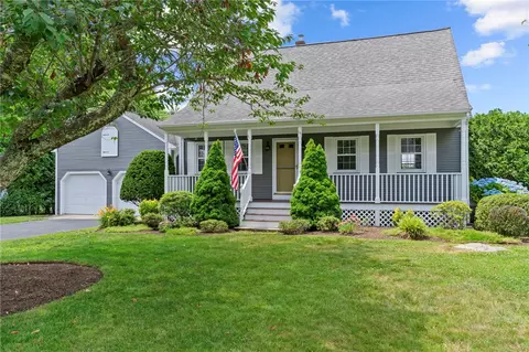 16 Fern Dr, Warren, RI 02885