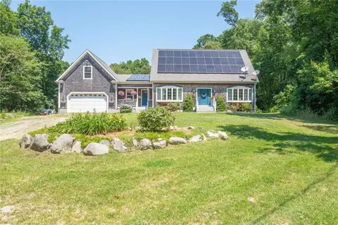 18 Providence St, Rehoboth, MA 02769