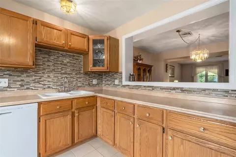 1102 Brookhaven Ln #1102, Woonsocket, RI 02895 photo 3