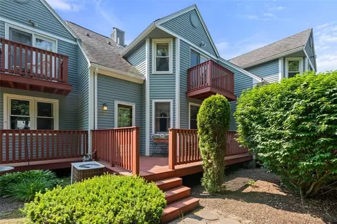 1102 Brookhaven Ln #1102, Woonsocket, RI 02895 photo 27