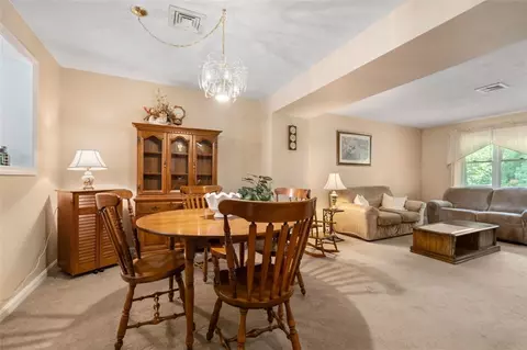 1102 Brookhaven Ln #1102, Woonsocket, RI 02895 photo 7