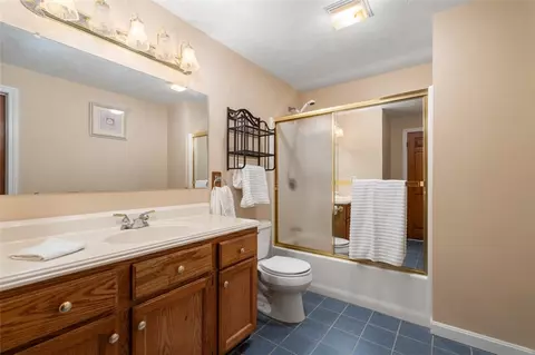 1102 Brookhaven Ln #1102, Woonsocket, RI 02895 photo 20