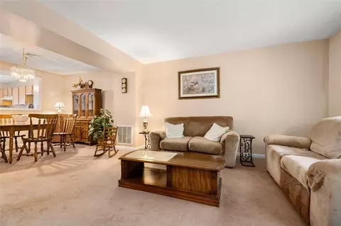 1102 Brookhaven Ln #1102, Woonsocket, RI 02895 photo 10