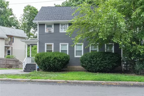 127 Pidge Ave, Pawtucket, RI 02860