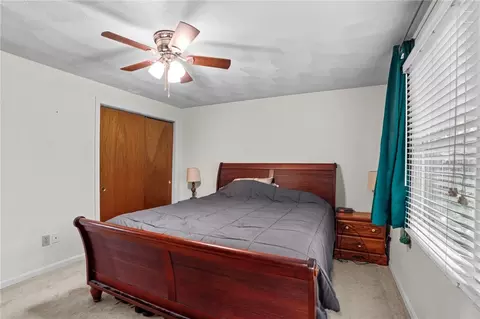 Bedroom - 204 Shenandoah Rd, Warwick, RI 02886 photo 1 of 8