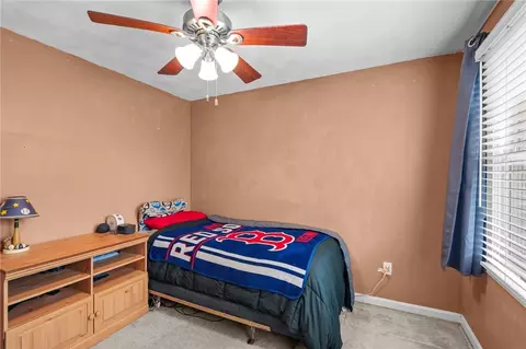 Bedroom - 204 Shenandoah Rd, Warwick, RI 02886 photo 7 of 8