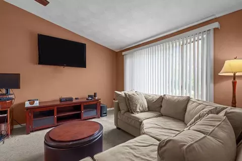 Living - 204 Shenandoah Rd, Warwick, RI 02886 photo 2 of 5