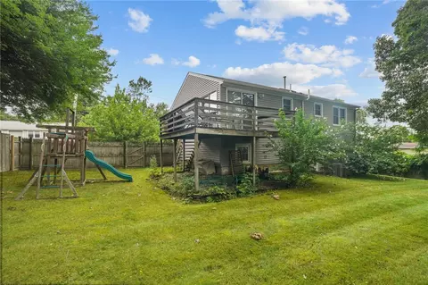 Exterior - 204 Shenandoah Rd, Warwick, RI 02886 photo 6 of 9