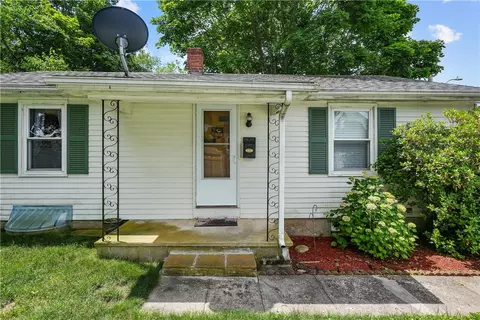 74 Gerald St, East Providence, RI 02915