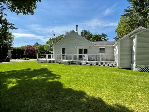 Exterior - 3 Pine Ln, Coventry, RI 02816 photo 5 of 5