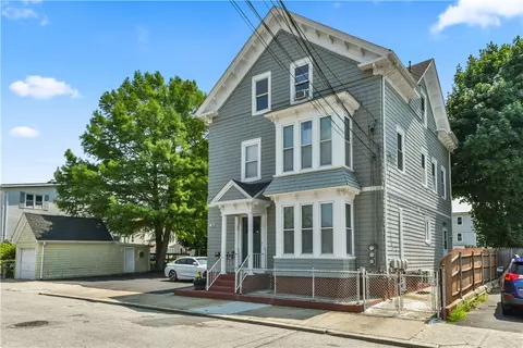 95 Chatham St, Providence, RI 02904