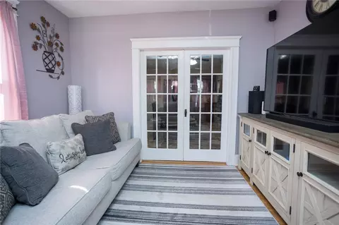 62 Cady St, Woonsocket, RI 02895 photo 7