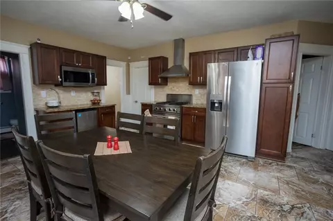 62 Cady St, Woonsocket, RI 02895 photo 9