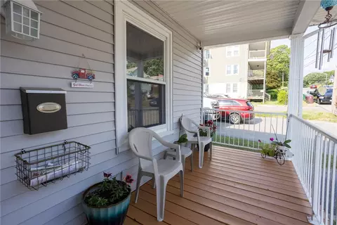 62 Cady St, Woonsocket, RI 02895 photo 3