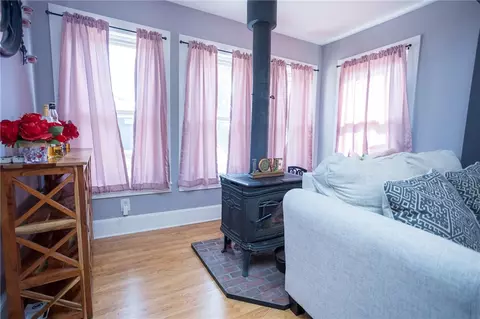 62 Cady St, Woonsocket, RI 02895 photo 4