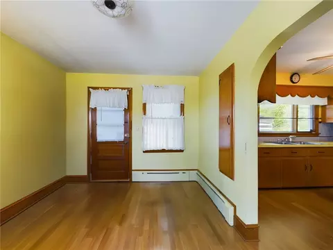179 Wood St, Fall River, MA 02721 photo 8
