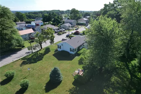 179 Wood St, Fall River, MA 02721 photo 4