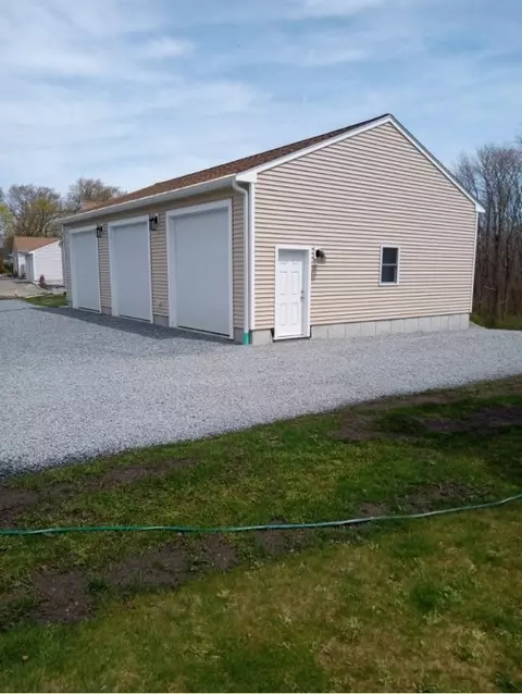 Exterior - 385 Market St, Warren, RI 02885 photo 3 of 3