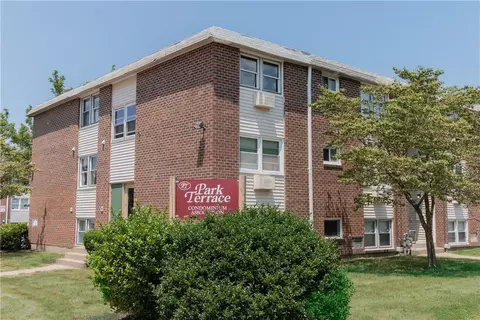 76 Park St #C7, Pawtucket, RI 02860