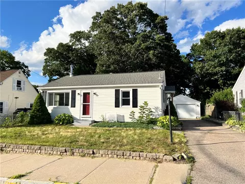 193 Avenue A, Woonsocket, RI 02895 photo 2