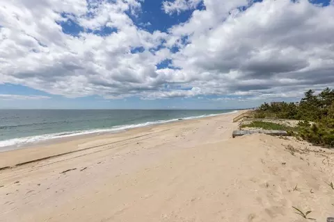 View/Area - 481 Atlantic Ave, Westerly, RI 02891 photo 2 of 4