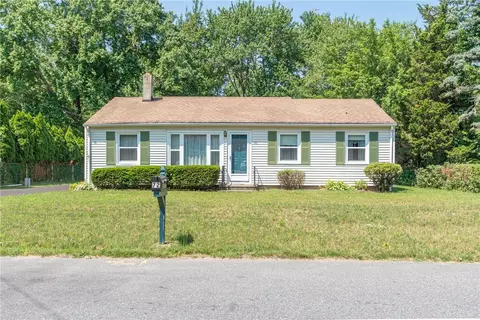 72 Seven Mile River Dr, Attleboro, MA 02703