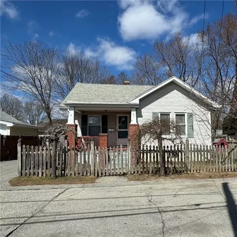 365 Great Rd, Lincoln, RI 02865