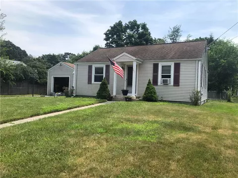 590 Church Ave, Warwick, RI 02889