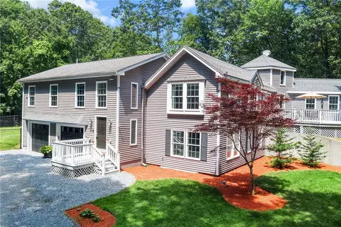 60 Torrey Rd, Cumberland, RI 02864