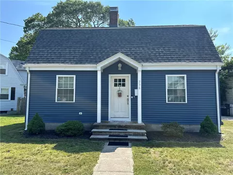 336 Elm St, Warwick, RI 02888