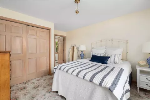Bedroom - 38 Eastern View Ave, South Kingstown, RI 02879 photo 1 of 1