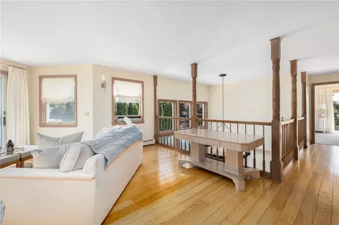 Entry Way - 38 Eastern View Ave, South Kingstown, RI 02879 photo 2 of 2