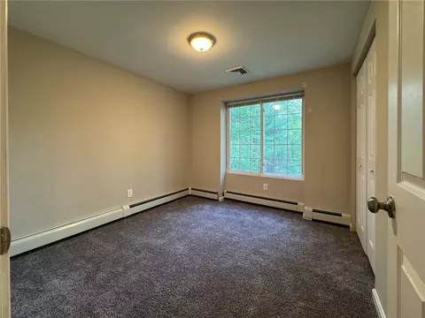 Bedroom - 6350 Flat River Rd, Coventry, RI 02827 photo 6 of 7