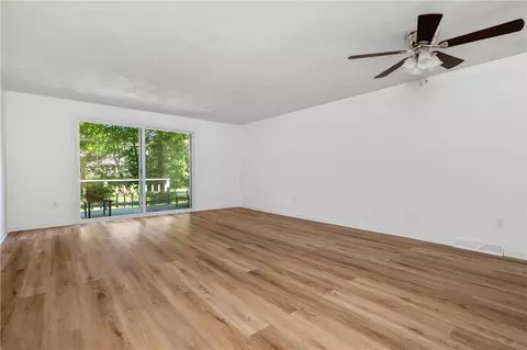 Living - 161 W Shore Rd #B2, Warwick, RI 02889 photo 1 of 4