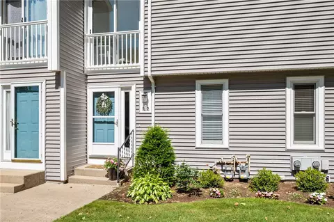 Exterior - 161 W Shore Rd #B2, Warwick, RI 02889 photo 10 of 10