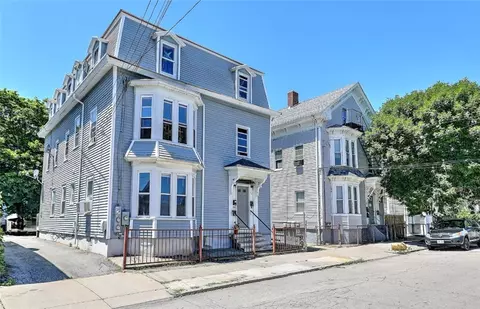 86 Florence St, Providence, RI 02909