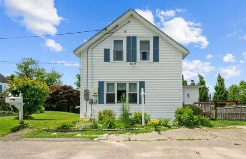 Exterior - 93 Clarkson St, Fall River, MA 02724 photo 5 of 5