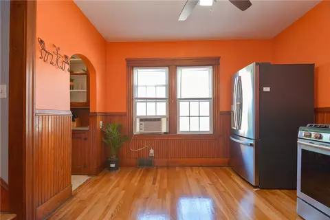 Entry Way - 41 Saint Leon Ave, Woonsocket, RI 02895 photo 2 of 5