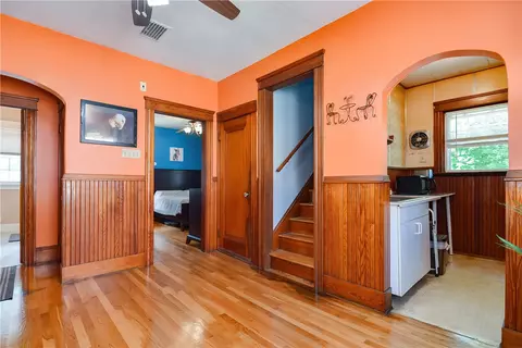 Entry Way - 41 Saint Leon Ave, Woonsocket, RI 02895 photo 4 of 5